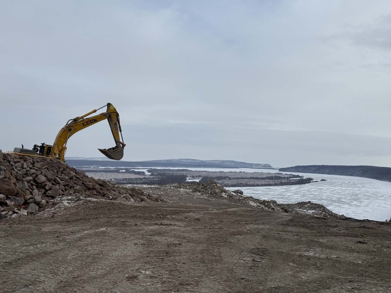 Экскаватор