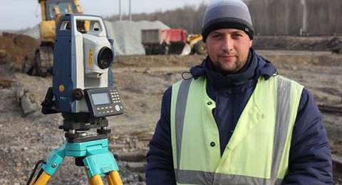 Илья Албитов